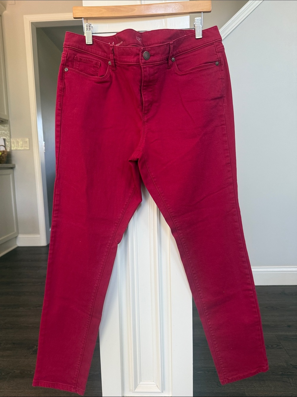 LOFT Red Modern Skinny Jeans 14 - Picture 1 of 6